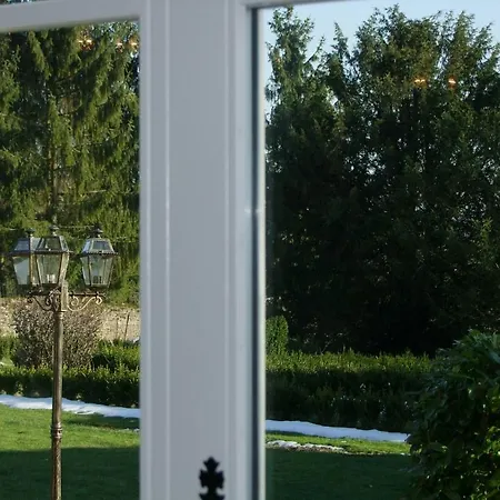 Domaine De Gondrange - D'hotes Bed & Breakfast Havange